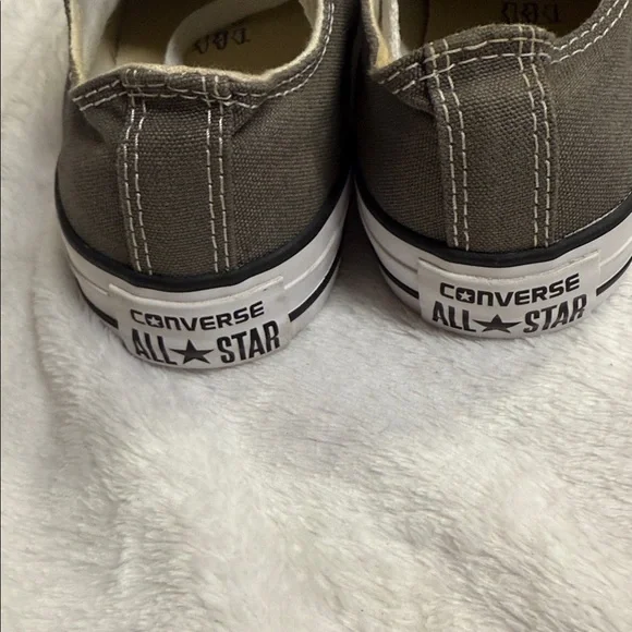 Converse All Star Sneakers 4.5 men 6 women pre-loved - Picture 3 of 5